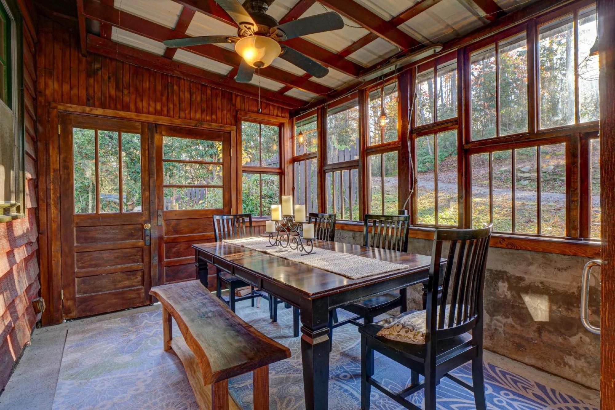 White Laurel Cottage At Linville Falls エクステリア 写真